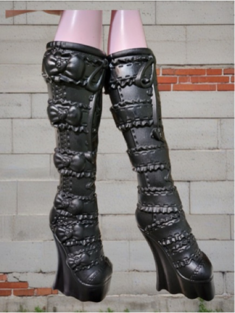 Monster High Elissabat ~ Frights Camera Action ~ Black Boots - Picture 8 of 10
